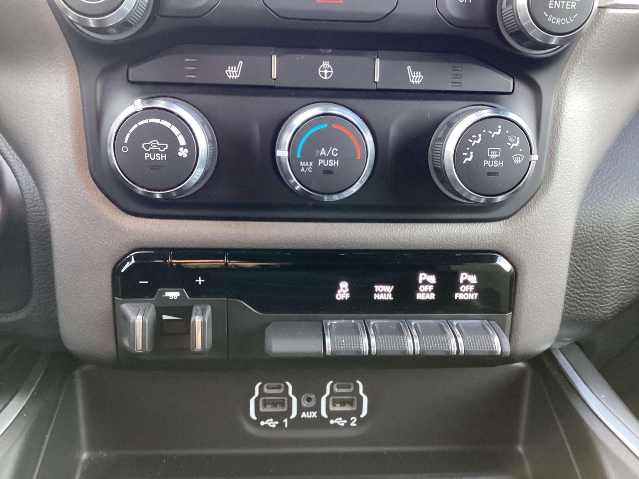 2022 RAM 2500 Big Horn Photo