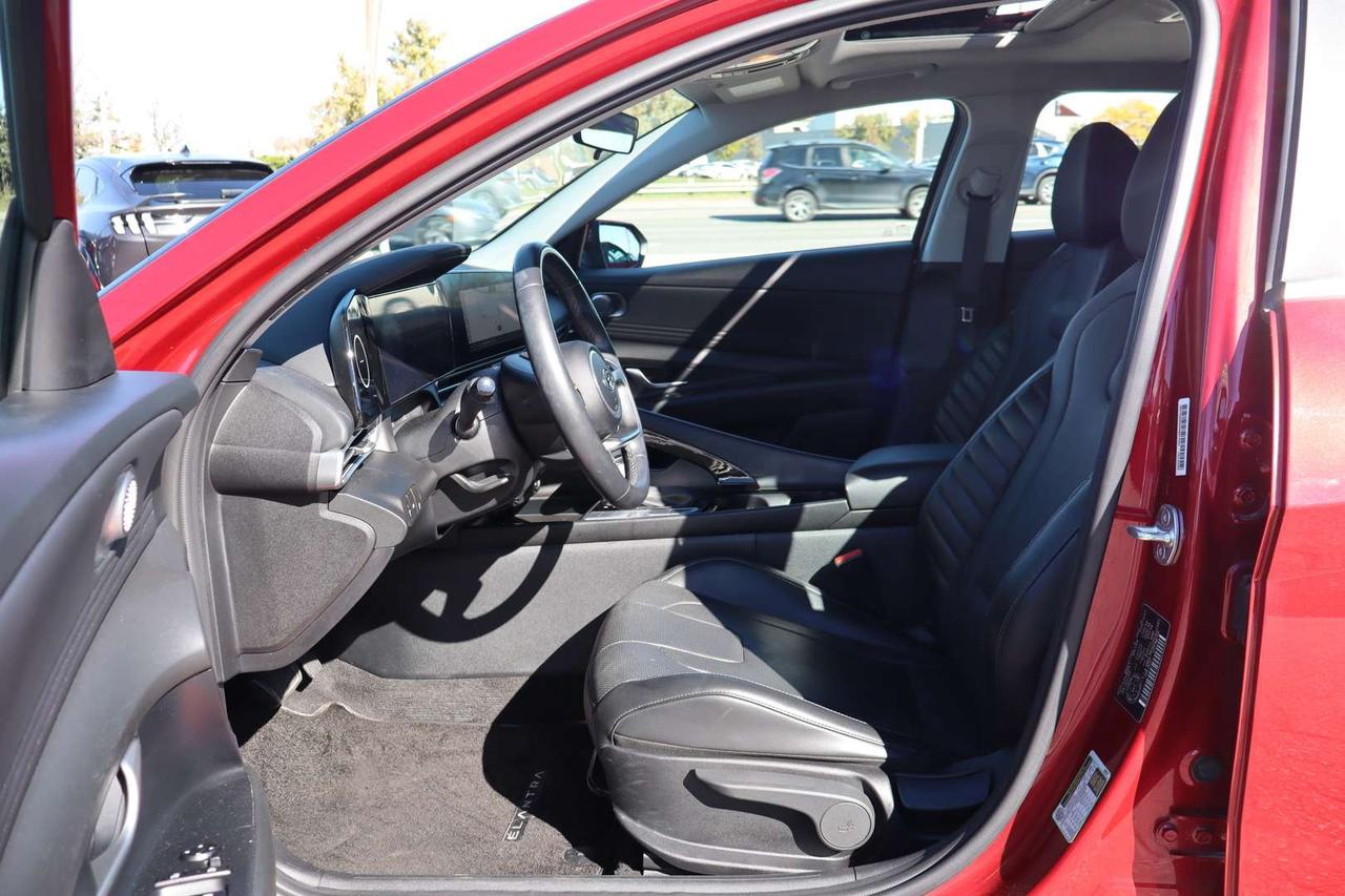 2023 Hyundai Elantra Luxury   No Accident   Leather   Sunroof   Navi Photo