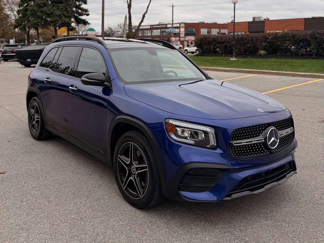 2021 Mercedes-Benz GLB AMG PKG NIGHT PKG BLIND SPOTS NAVI REAR CAM Photo