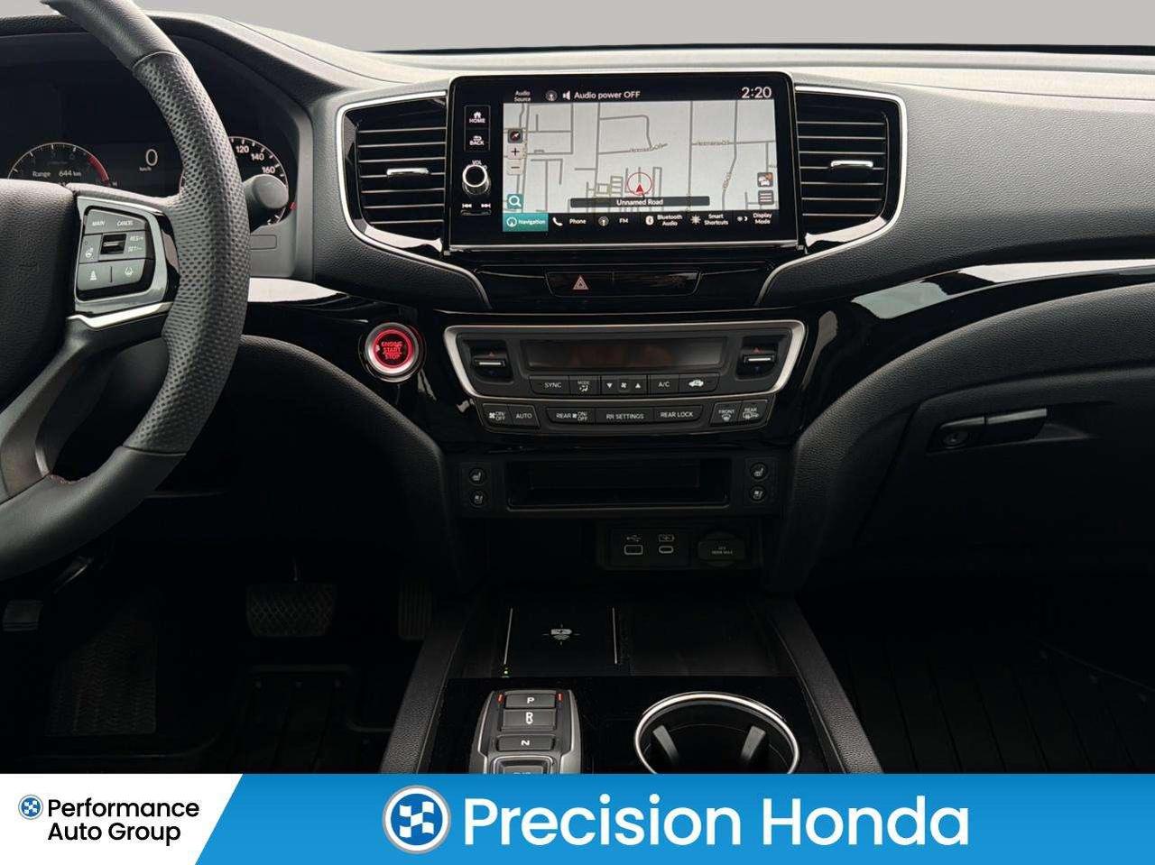 2026 Honda Ridgeline Black Edition Navigation Sunroof Cool/heated seats Photo