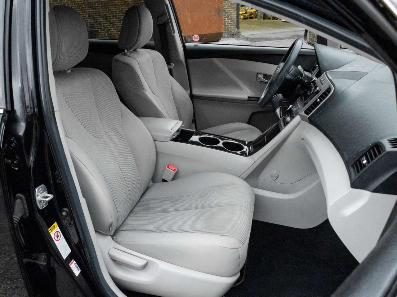 2011 Toyota Venza 4DR WGN V6 AWD Photo