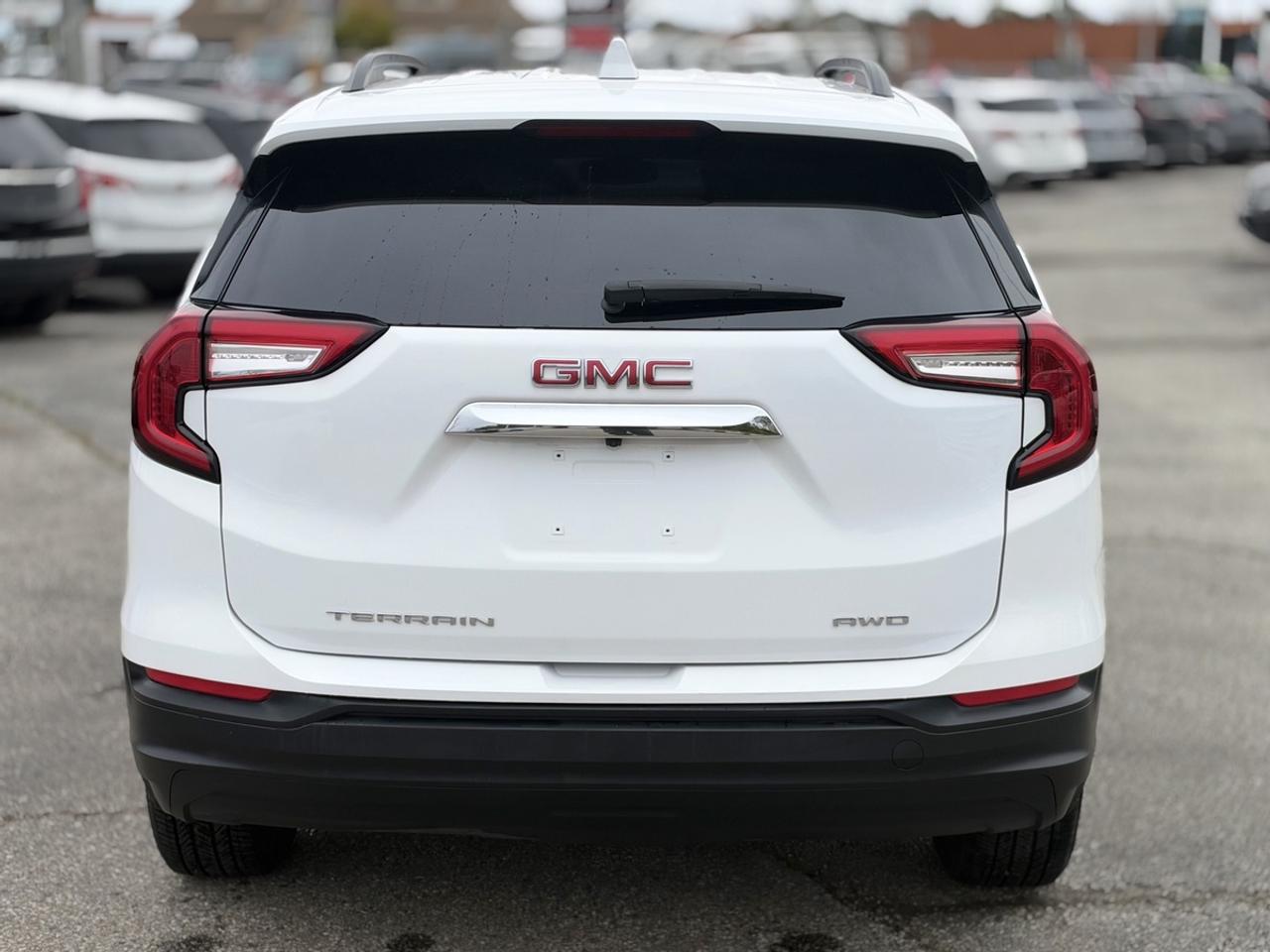 2022 GMC Terrain SLE Photo