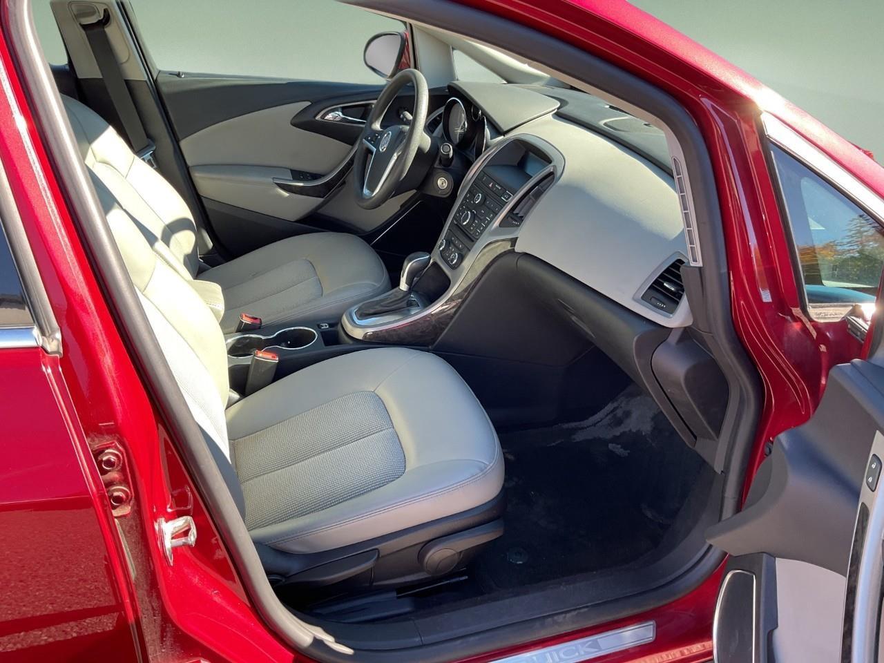 2015 Buick Verano Base 4dr Sedan Photo