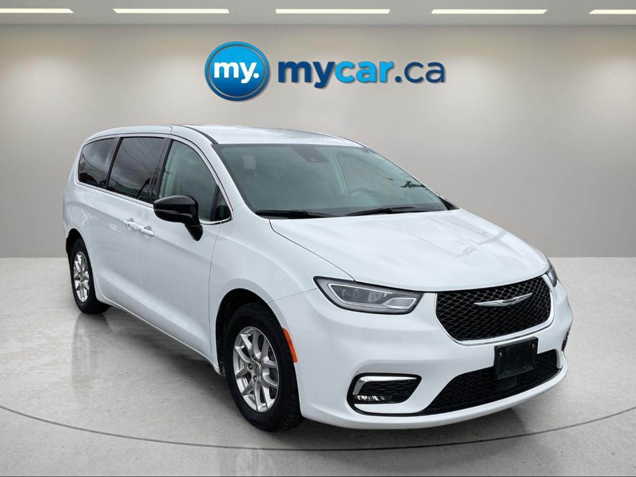 2024 Chrysler Pacifica Touring-L Front-Wheel Drive Passenger Van Photo