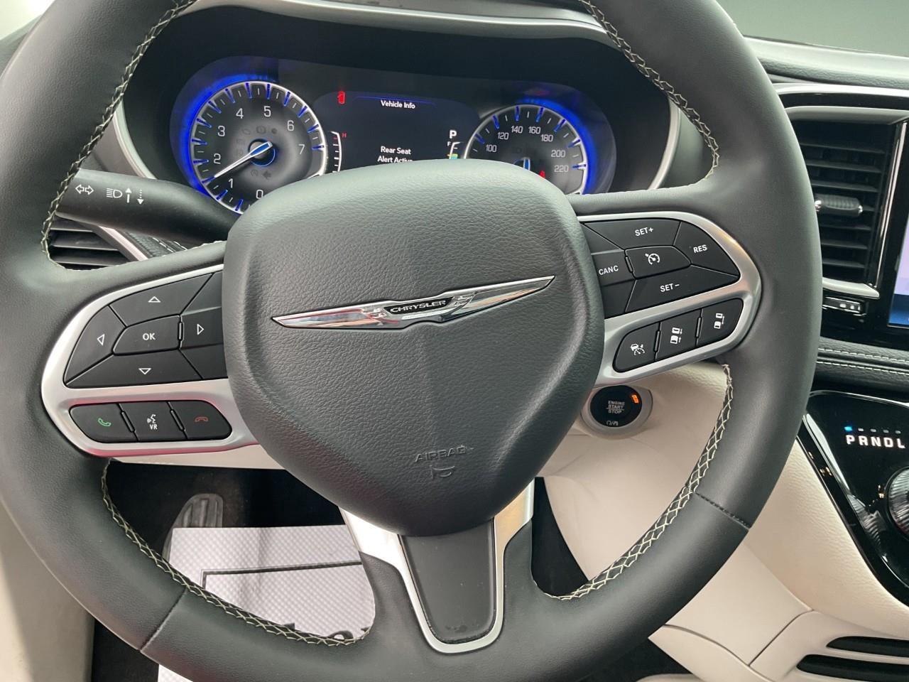 2024 Chrysler Pacifica Touring-L Front-Wheel Drive Passenger Van Photo