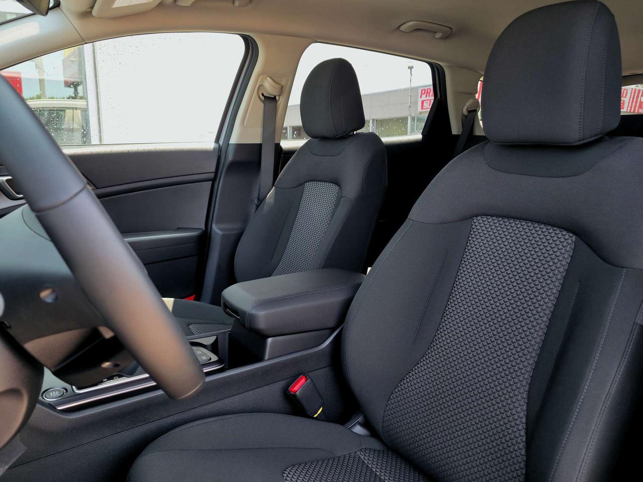 2026 Kia Sportage LX AWD   Demo Photo