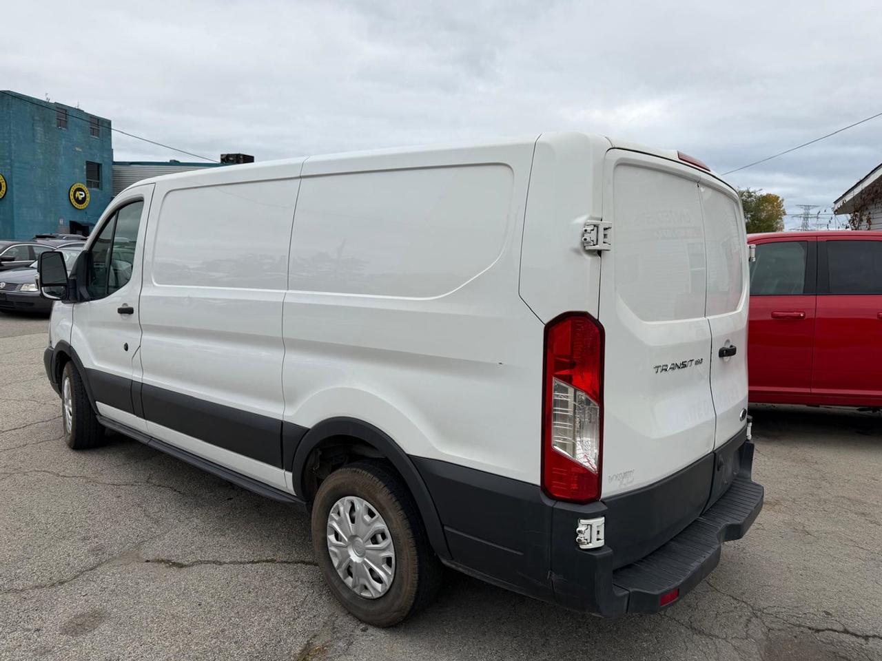 2018 Ford Transit 150 Base Photo
