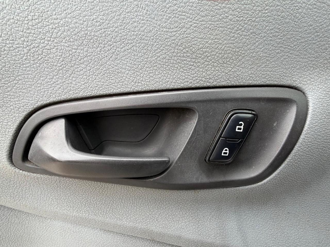 2018 Ford Transit 150 Base Photo