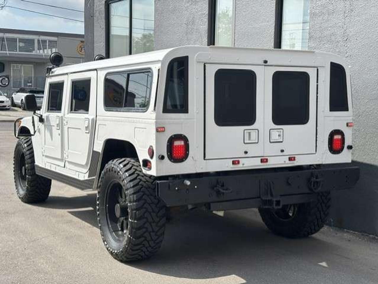 1997 Hummer H1 4X4 6.5L DIESEL CUSTOM RIMS-LIGHTS-SOUND-RESTORED Photo