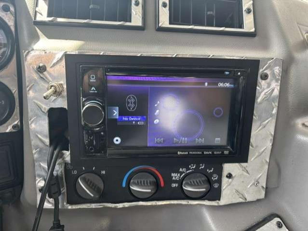 1997 Hummer H1 4X4 6.5L DIESEL CUSTOM RIMS-LIGHTS-SOUND-RESTORED Photo