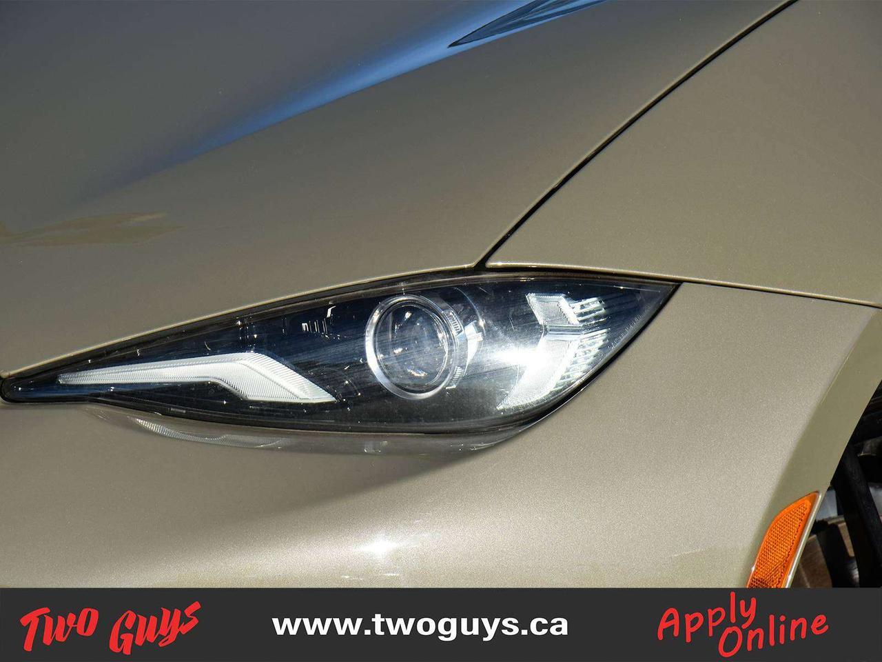 2024 Mazda MX-5 GS 6Spd   SoftTop   WOW KMS   ACC   Bose Photo