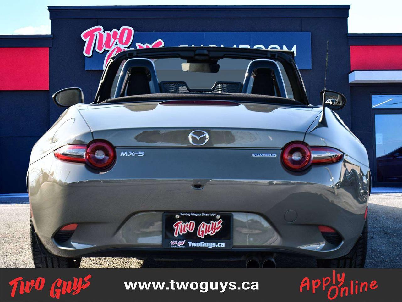 2024 Mazda MX-5 GS 6Spd   SoftTop   WOW KMS   ACC   Bose Photo