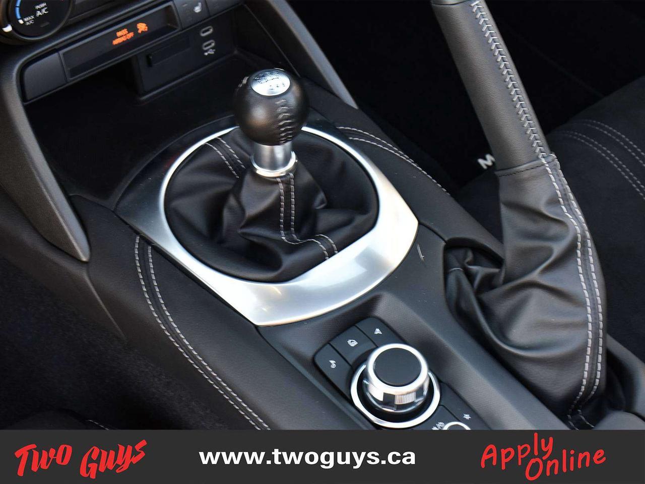 2024 Mazda MX-5 GS 6Spd   SoftTop   WOW KMS   ACC   Bose Photo
