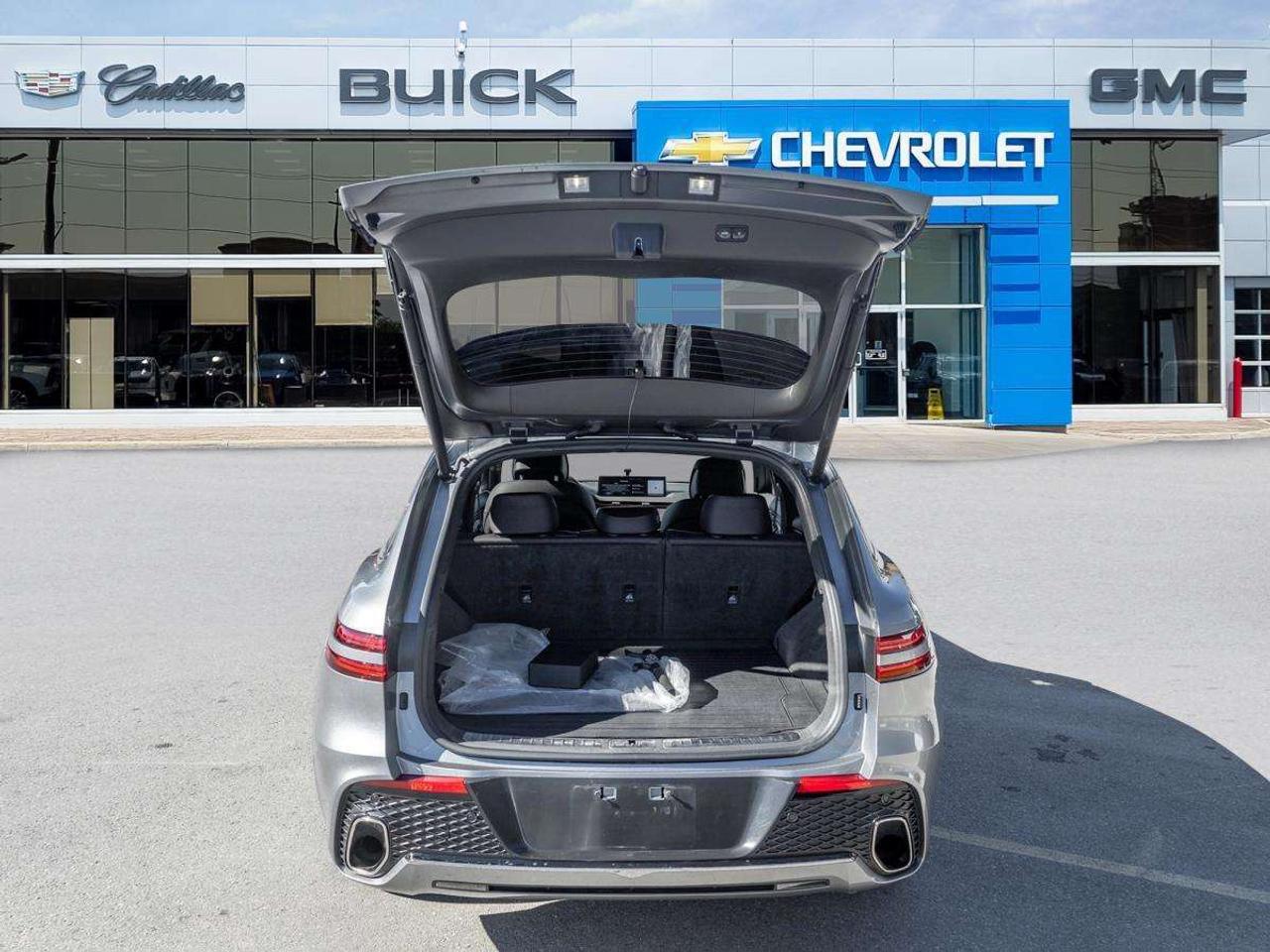 2022 Genesis GV70 2.5T Advanced Plus AWD Photo