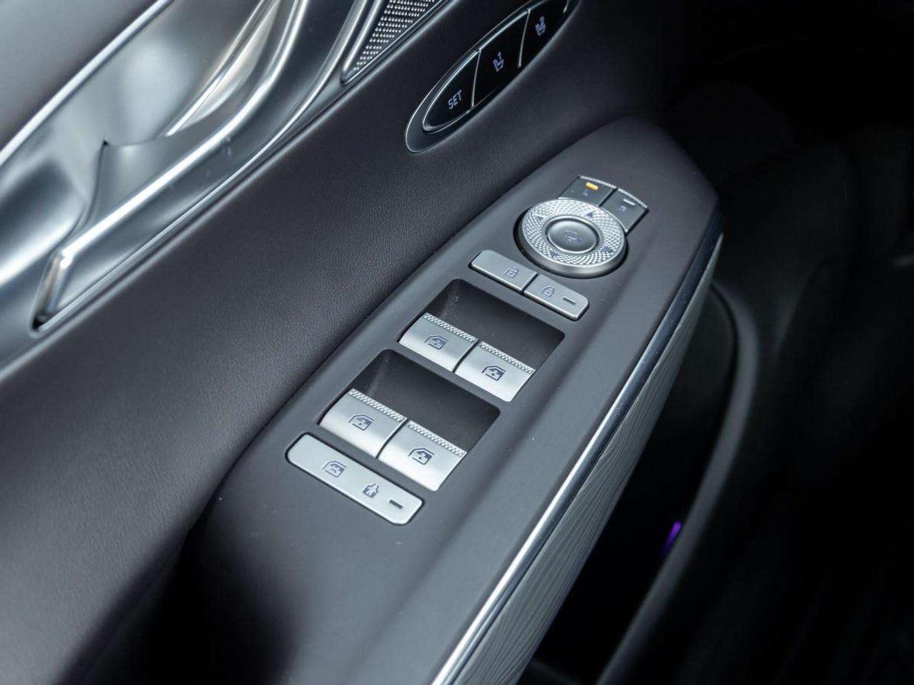 2022 Genesis GV70 2.5T Advanced Plus AWD Photo