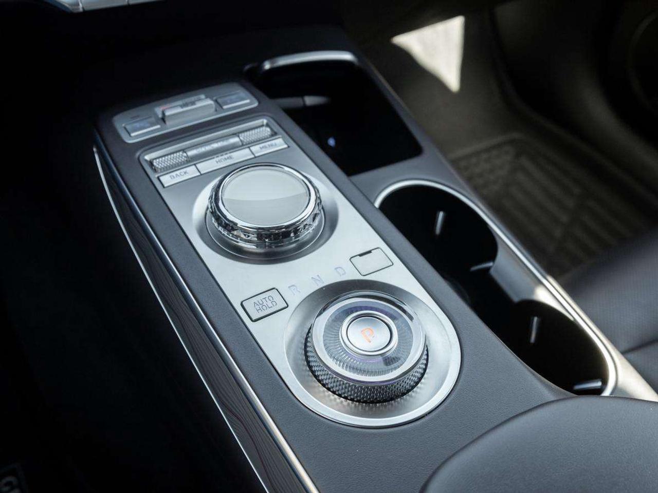 2022 Genesis GV70 2.5T Advanced Plus AWD Photo