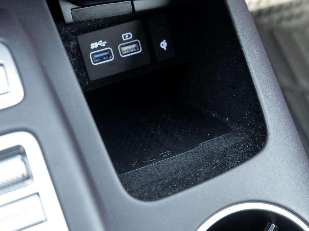 2022 Genesis GV70 2.5T Advanced Plus AWD Photo