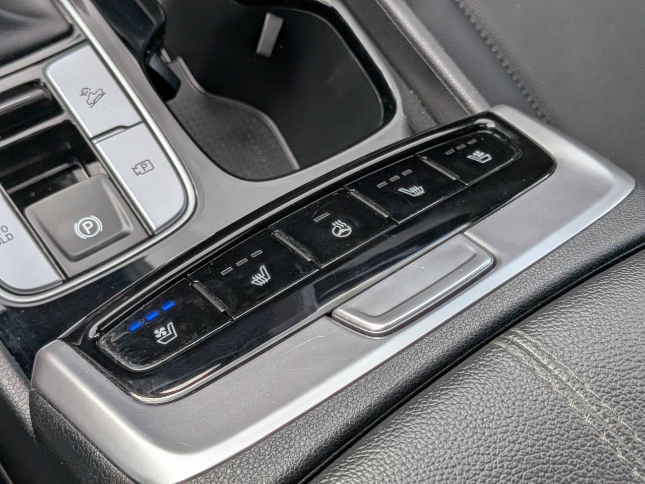 2024 Hyundai Santa Cruz Ultimate AWD *Ltd Avail* Photo