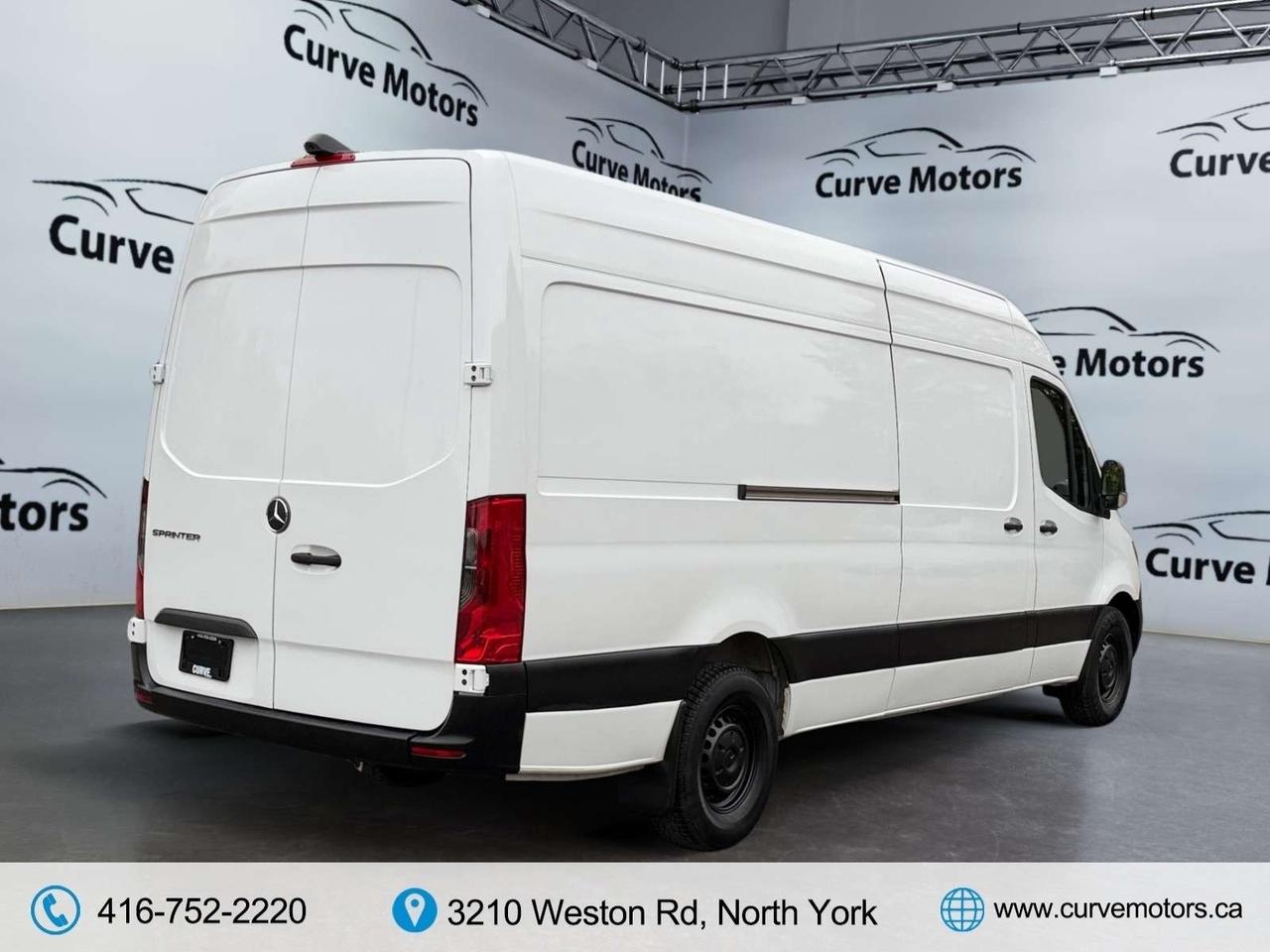 2022 Mercedes-Benz Sprinter 2500 High Roof I4 170 * CLEAN CARFAX REPORT / CAMERA / BLUETOOTH / CRUISE Photo