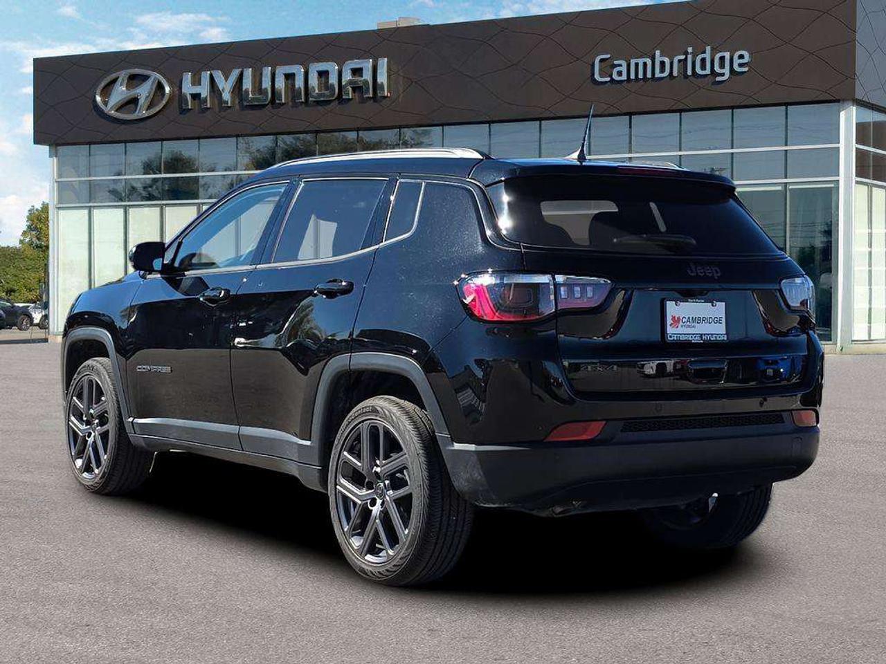 2026 Jeep Compass LIMITED Photo