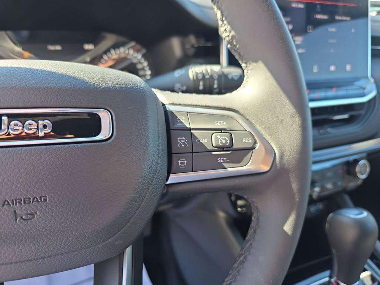 2026 Jeep Compass LIMITED Photo