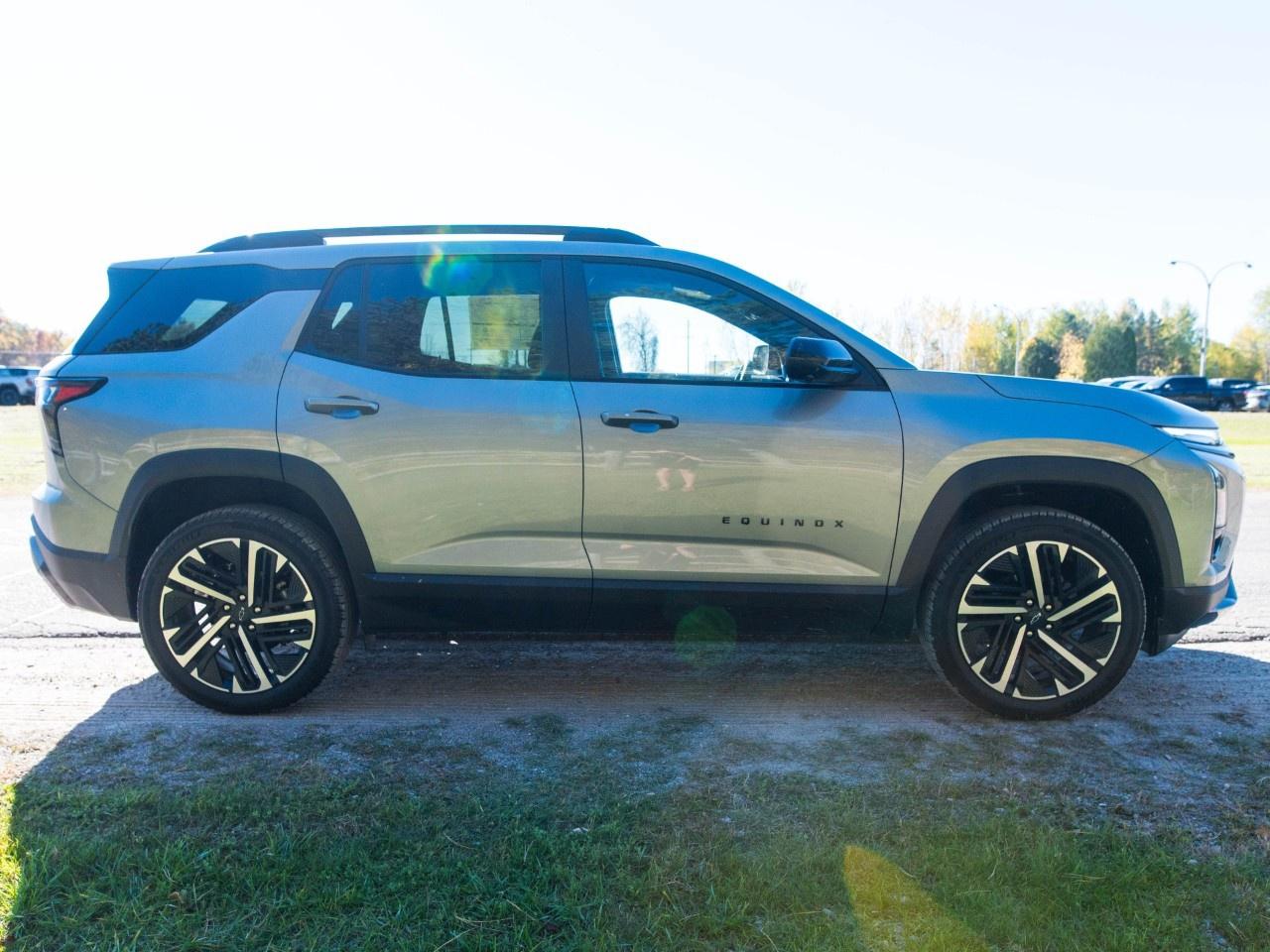 2027 Chevrolet Equinox AWD RS Photo