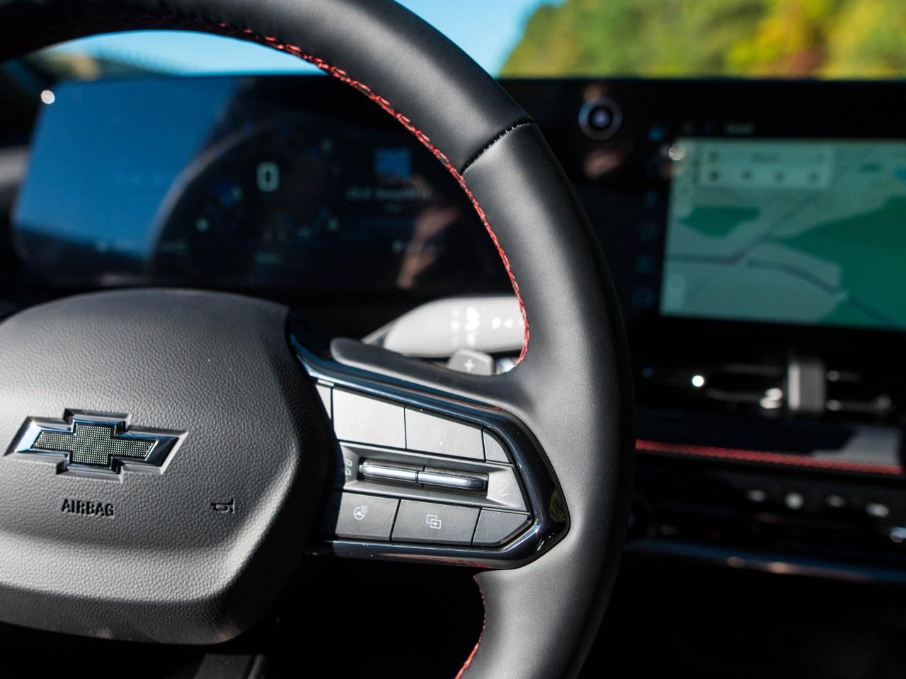 2027 Chevrolet Equinox AWD RS Photo