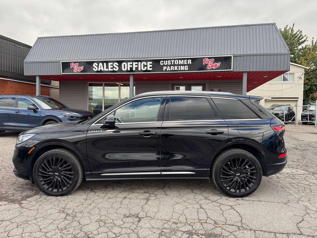 2021 Lincoln Corsair Reserve AWD Panoroof Leather Nav Back Up Camera Photo0