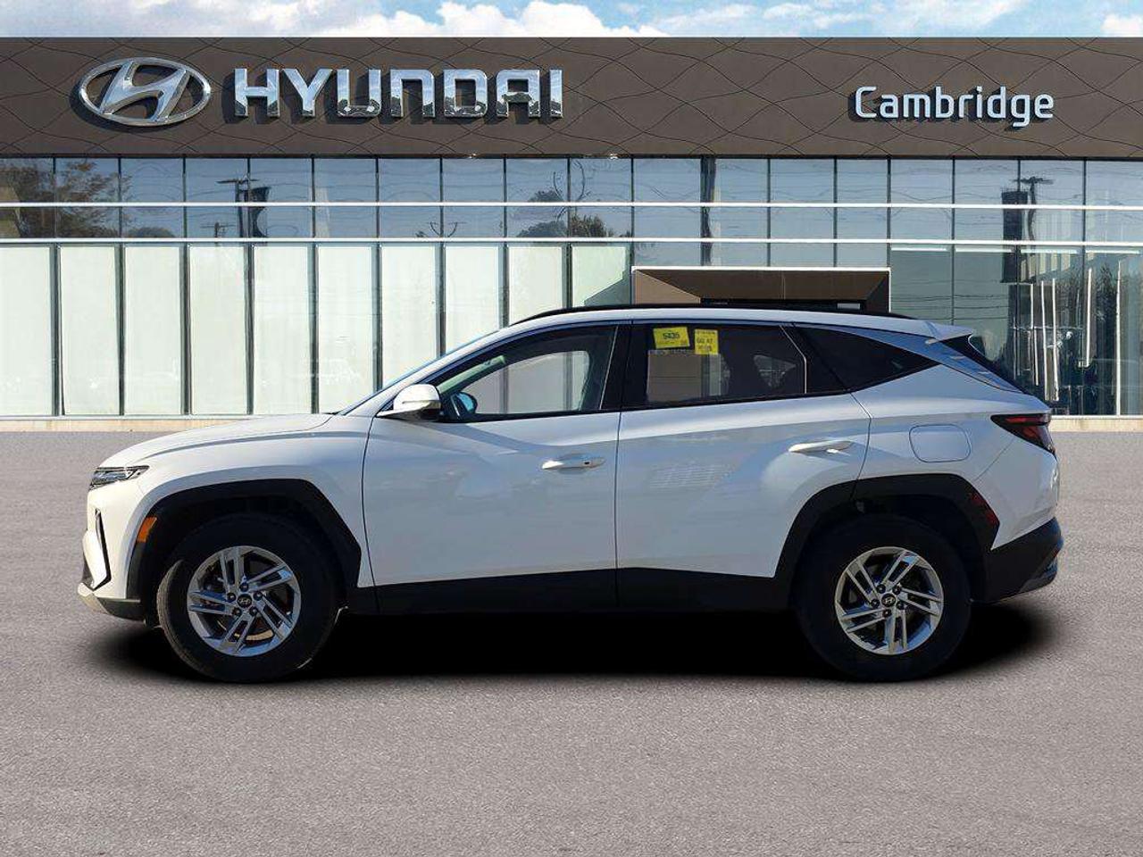 2025 Hyundai Tucson Preferred Photo3