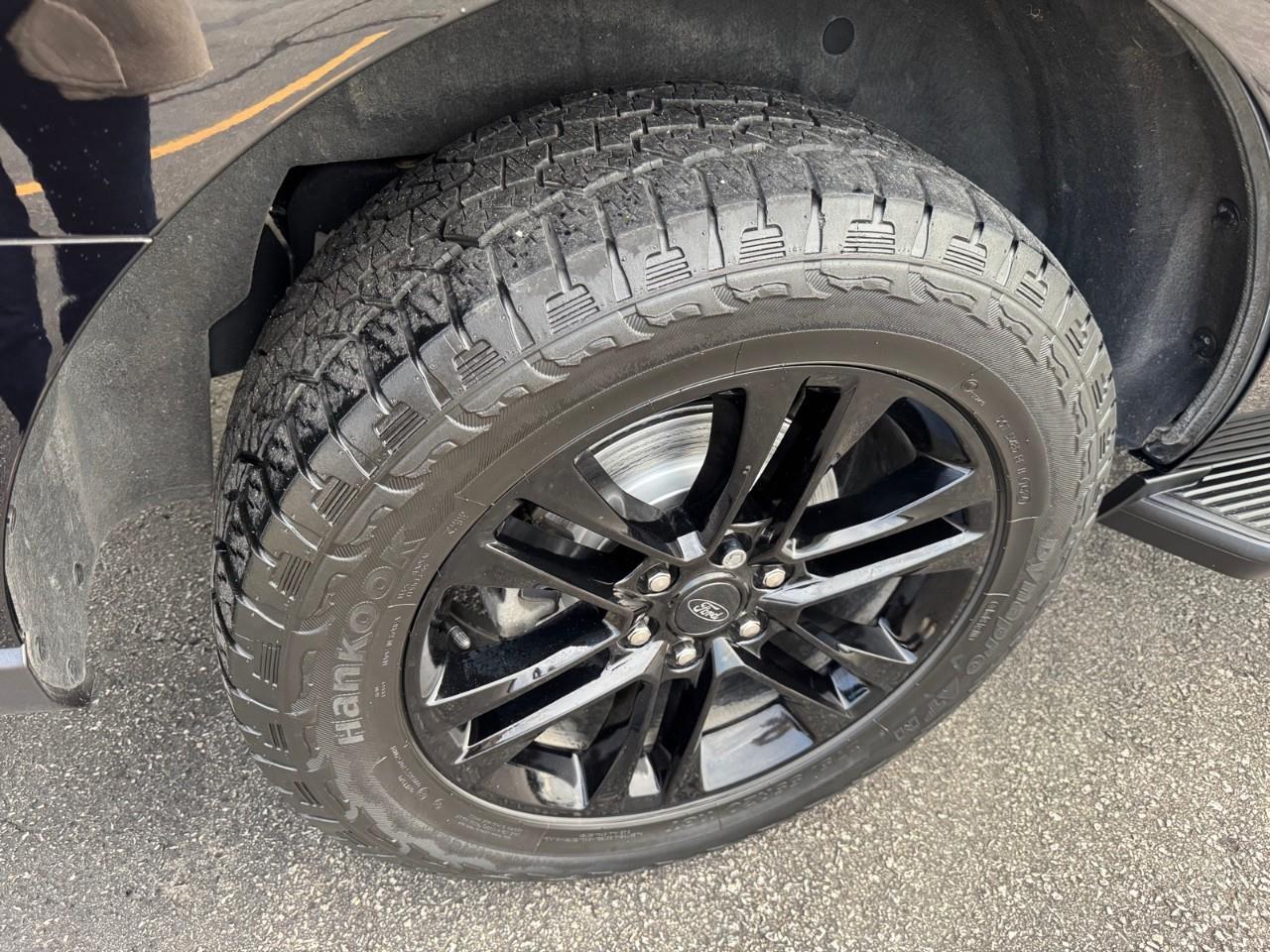 2024 Ford Expedition XLT 4dr 4x4 Photo