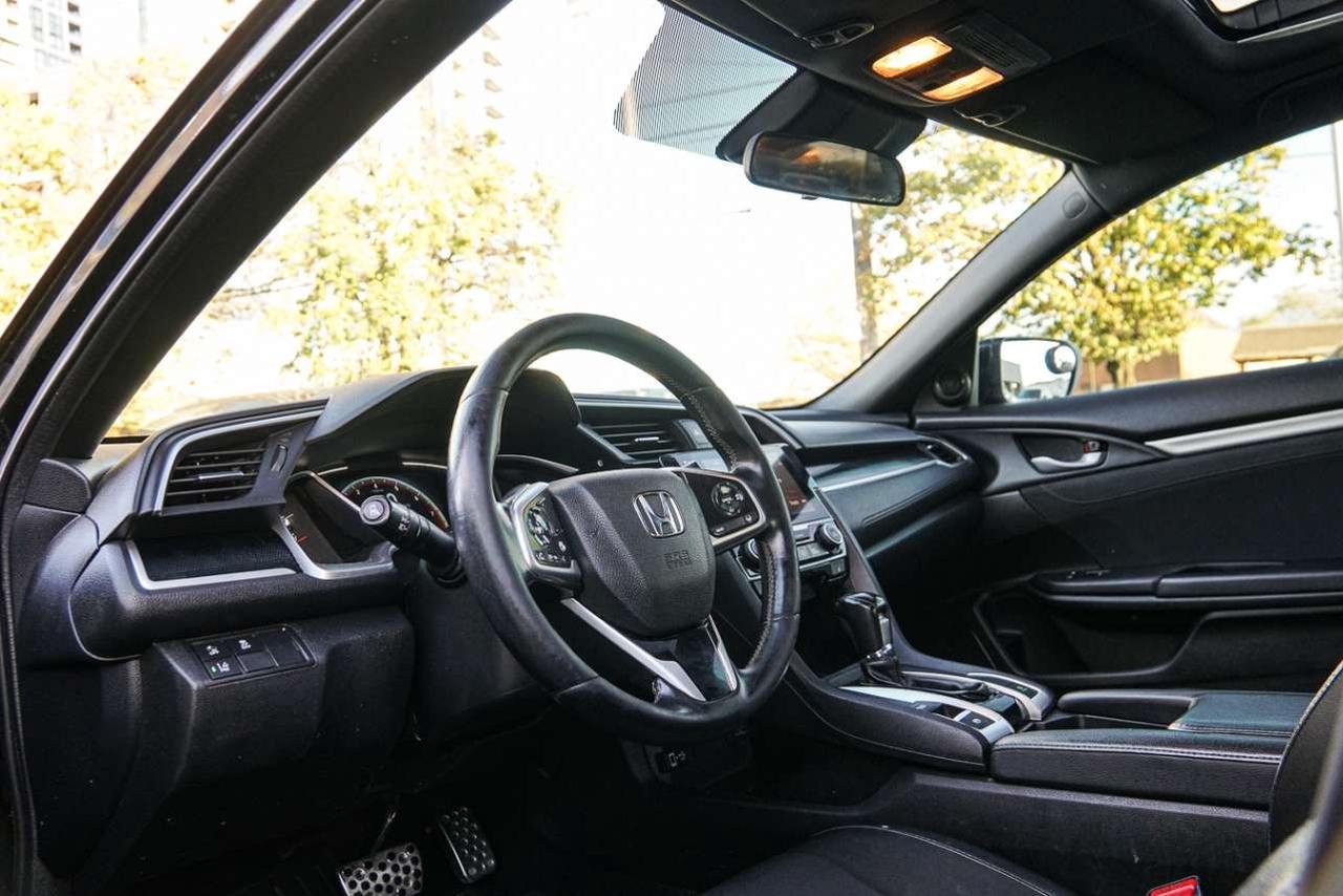 2020 Honda Civic Sport CVT Photo
