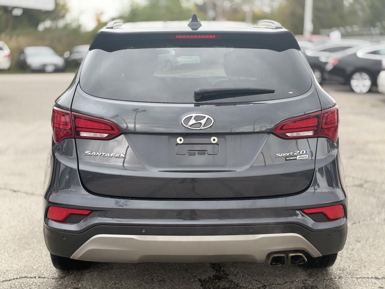 2017 Hyundai Santa Fe Sport BASE Photo2