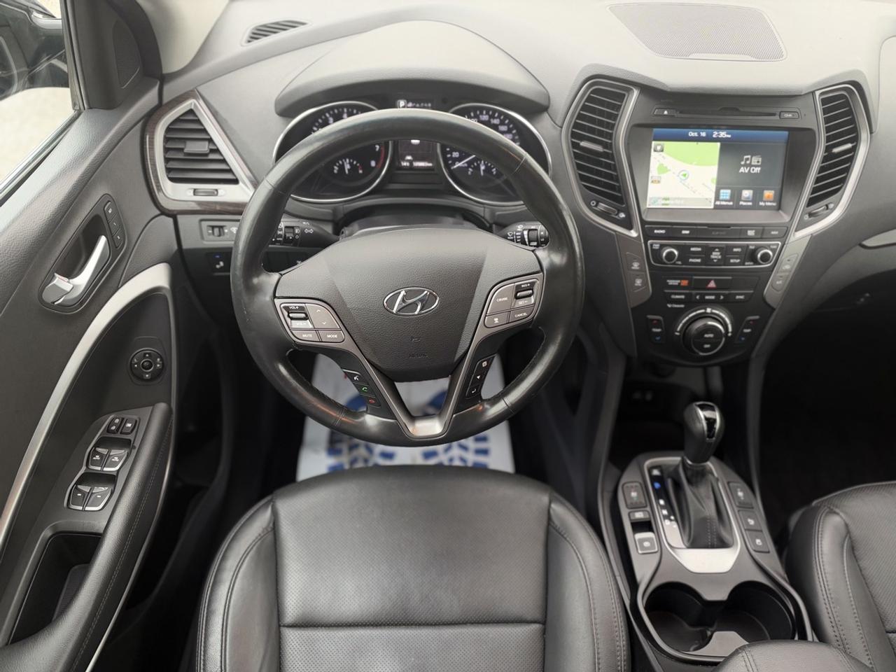 2017 Hyundai Santa Fe Sport BASE Photo
