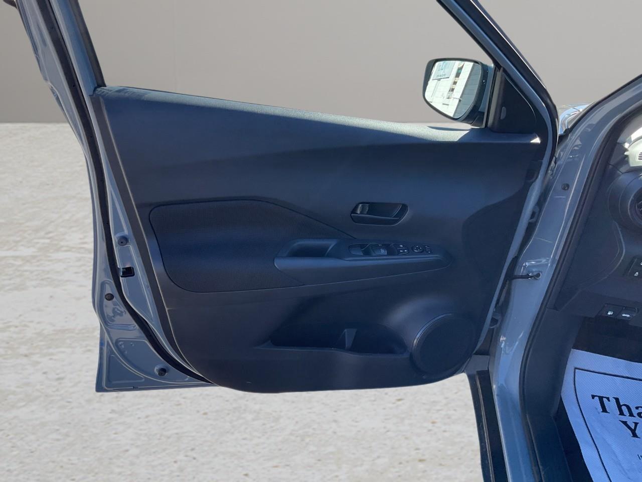 2025 Nissan Kicks Play S 4dr Front-Wheel Drive Photo