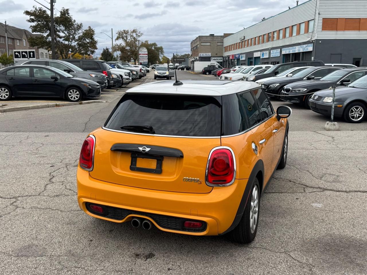 2016 MINI Hardtop S Photo