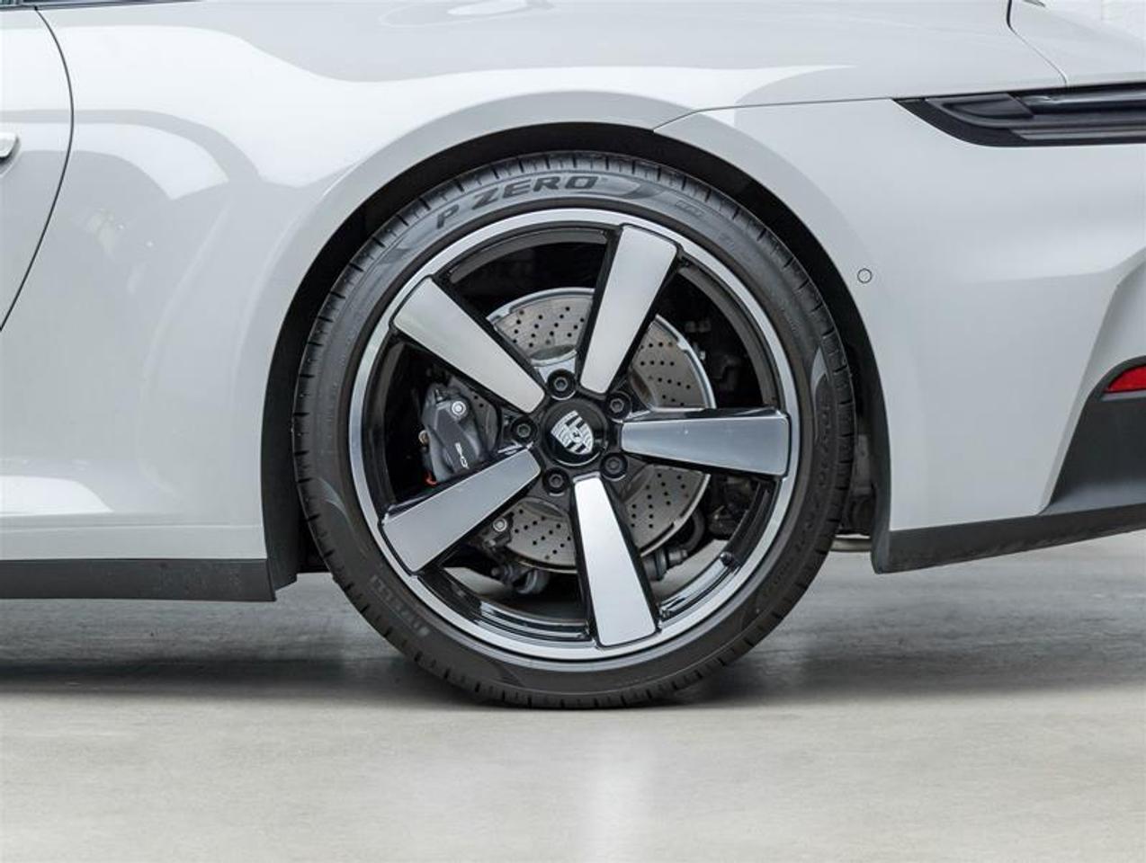 2026 Porsche 911  Photo