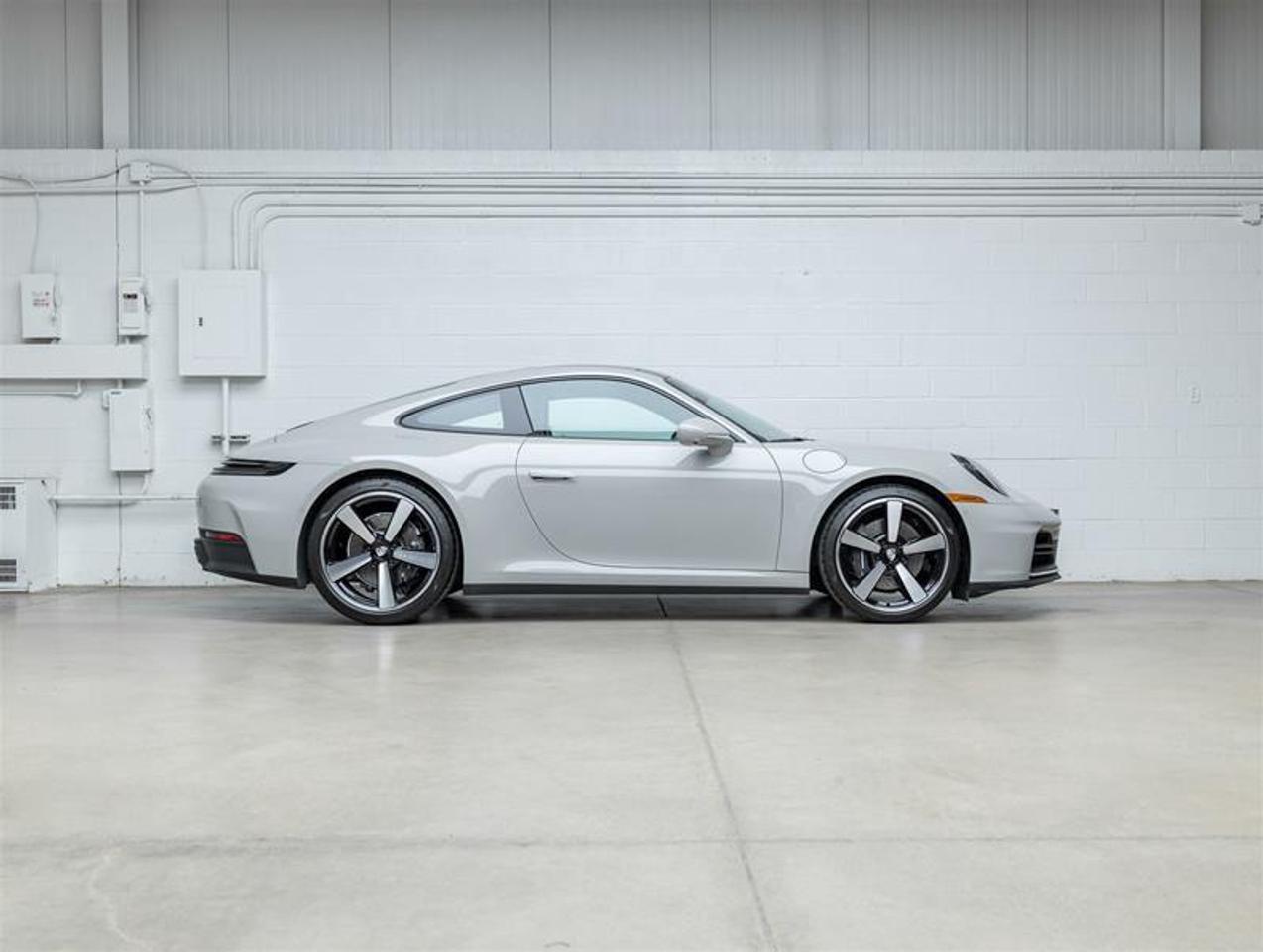 2026 Porsche 911  Photo