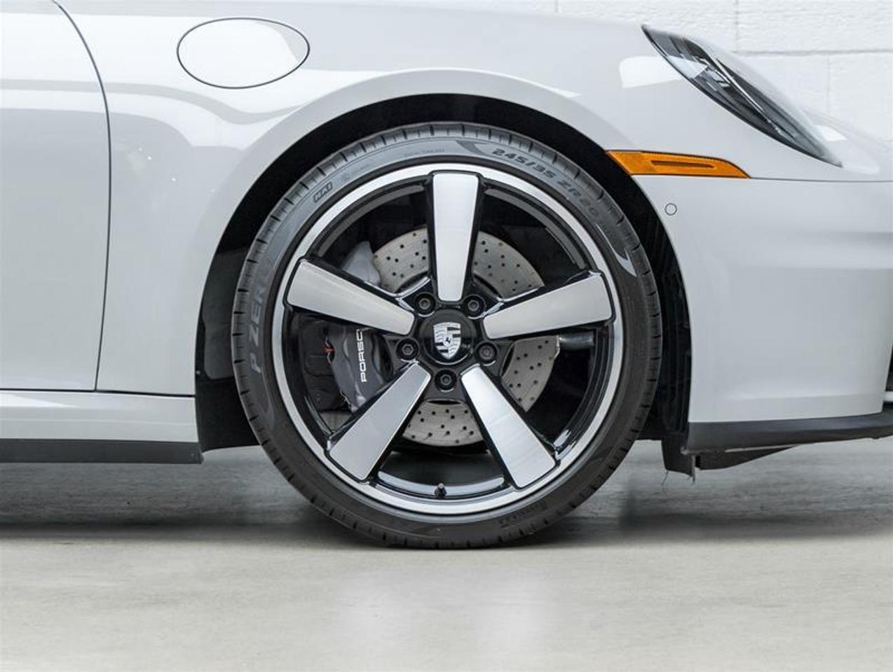 2026 Porsche 911  Photo