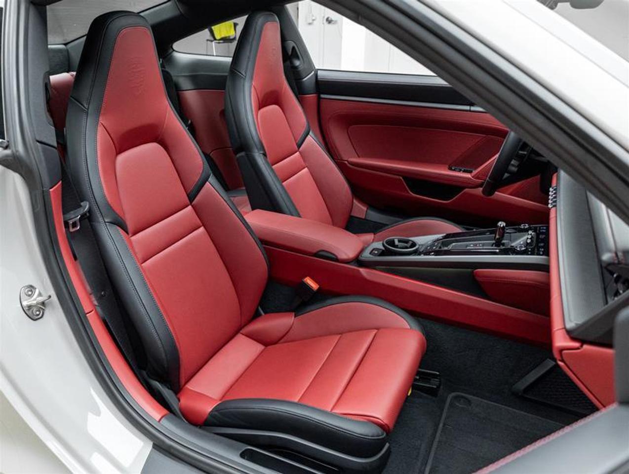 2026 Porsche 911  Photo