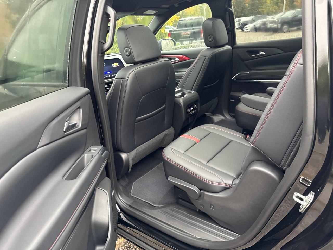 2026 Chevrolet Traverse AWD 4dr RS Photo