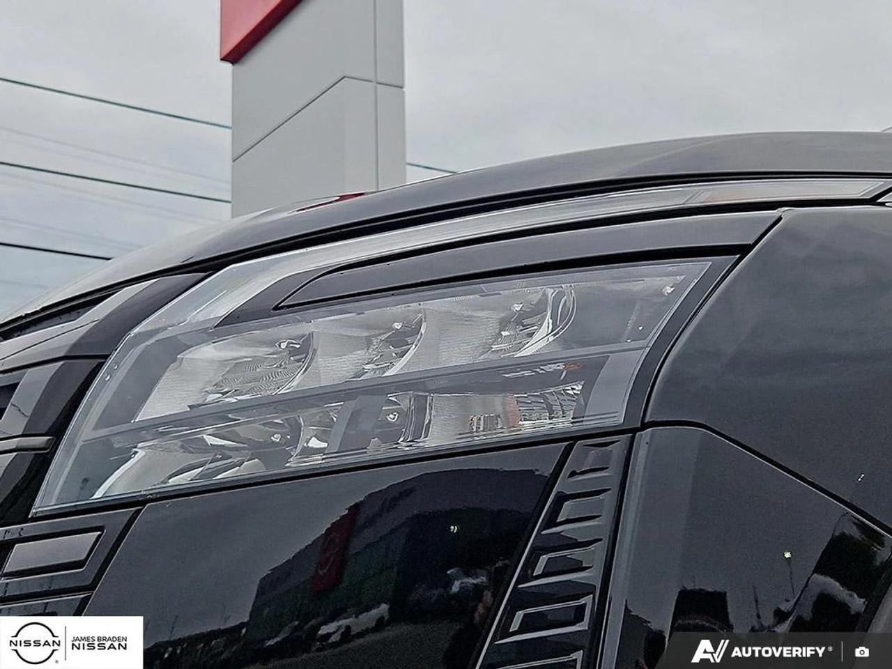 2026 Nissan Pathfinder Platinum 4WD Photo