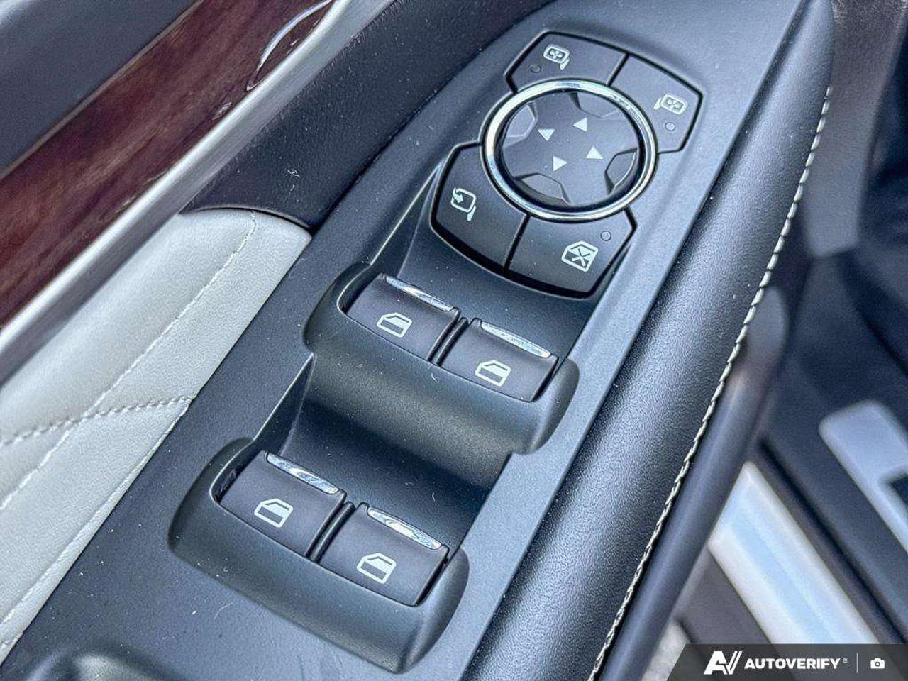 2019 Ford Explorer Platinum   HTD STEER WHEEL   2ND ROW CONSOLE Photo