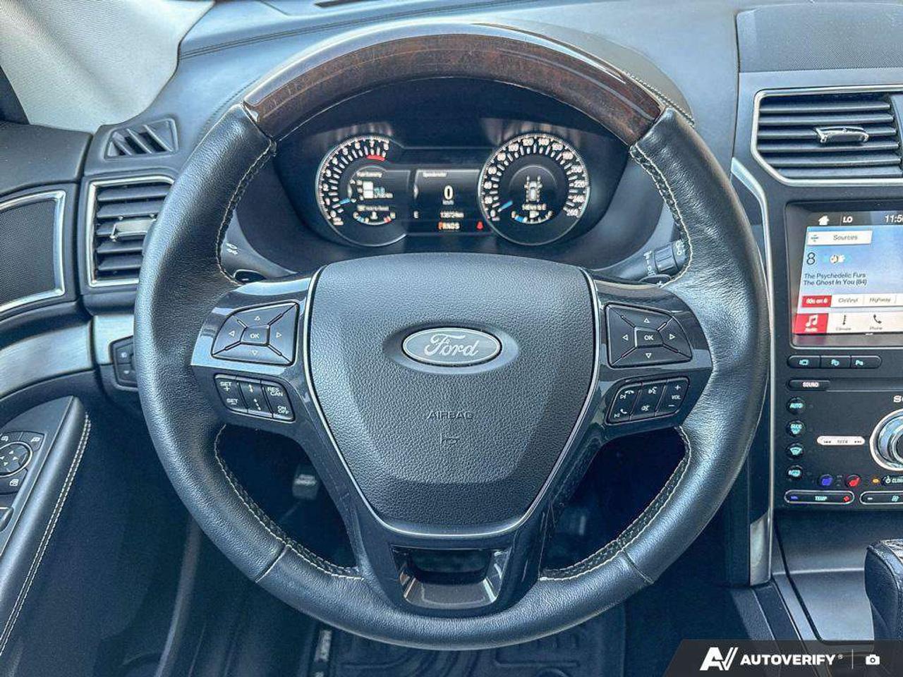 2019 Ford Explorer Platinum   HTD STEER WHEEL   2ND ROW CONSOLE Photo