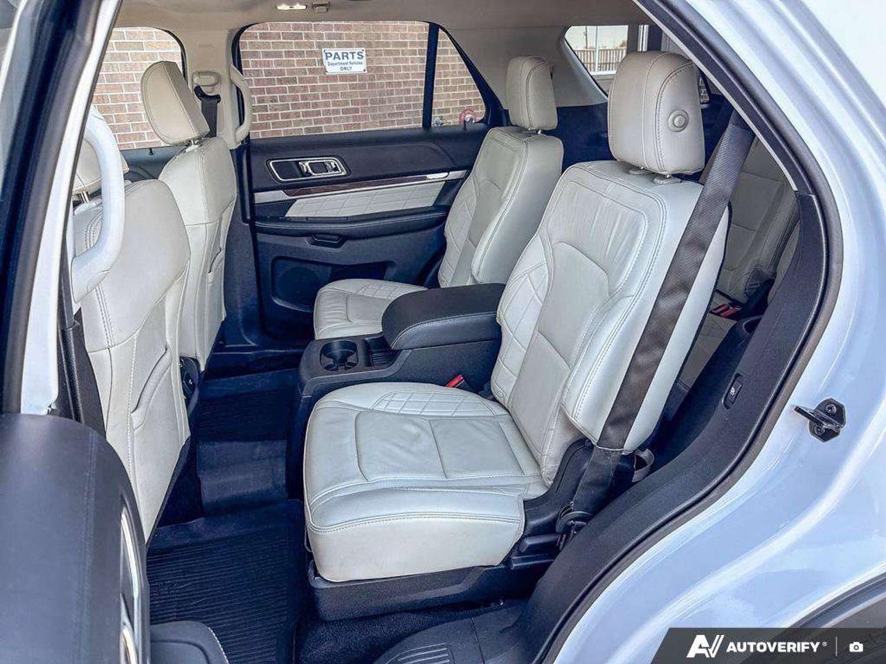 2019 Ford Explorer Platinum   HTD STEER WHEEL   2ND ROW CONSOLE Photo