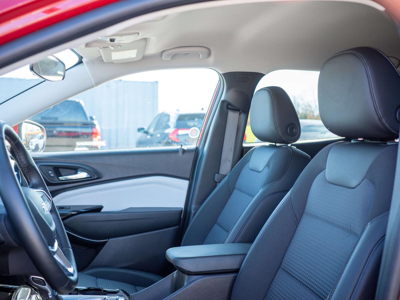 2026 Chevrolet Trax LT Photo
