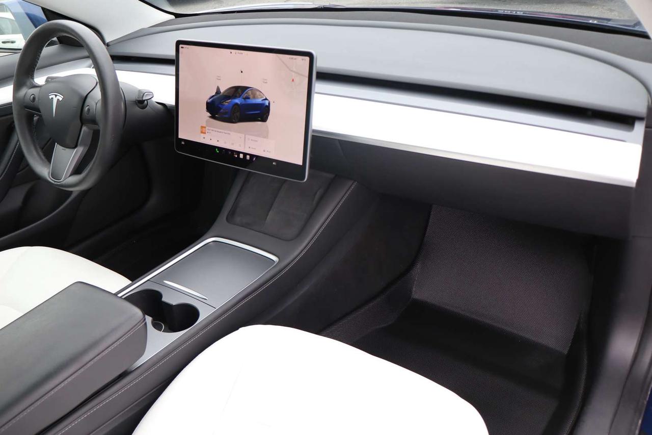 2023 Tesla Model 3 Standard Range Plus White Interior Photo