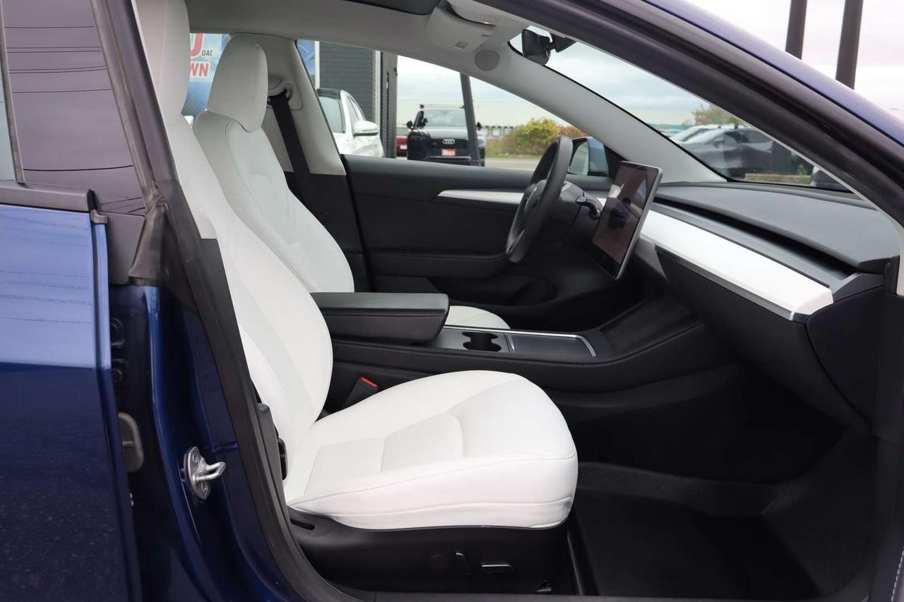 2023 Tesla Model 3 Standard Range Plus White Interior Photo
