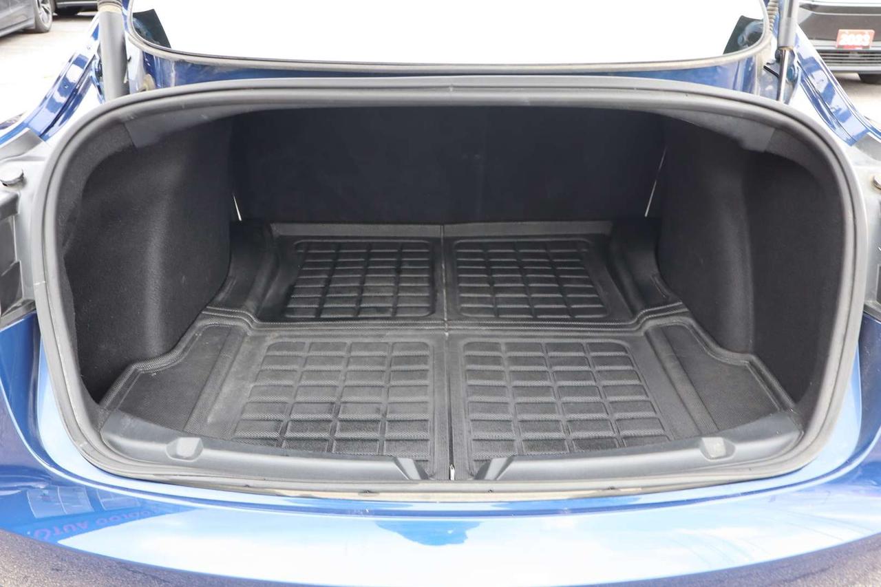 2023 Tesla Model 3 Standard Range Plus White Interior Photo