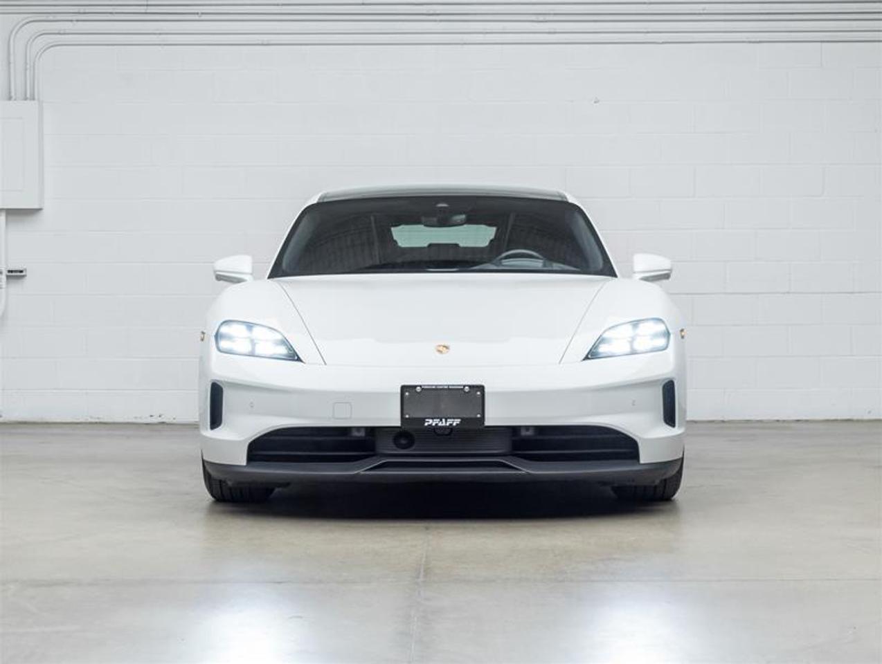 2025 Porsche Taycan  Photo1