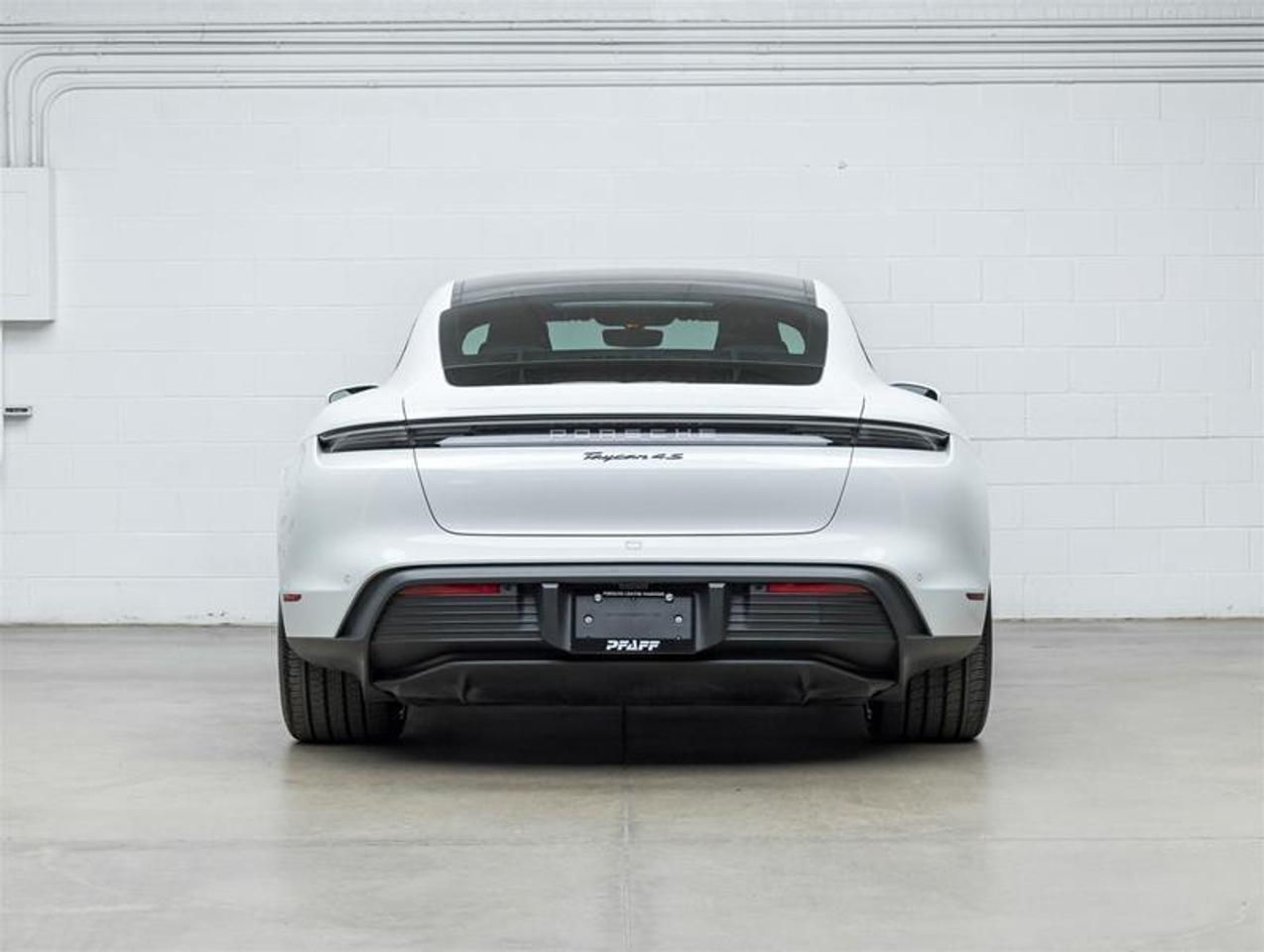 2025 Porsche Taycan  Photo